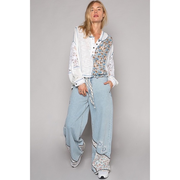 POL Ivory & Blue Floral Panel Lace Detail Half Button Hoodie Oversized - Picture 7 of 9